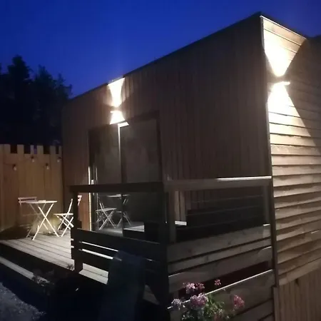 Les Petites Poules *