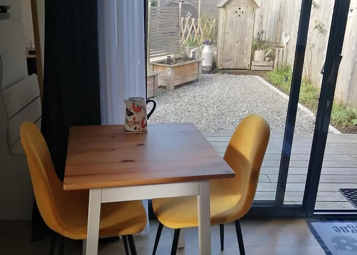 Les Petites Poules *